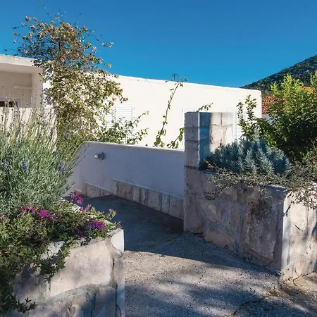 Apartamento One-bedroom In *